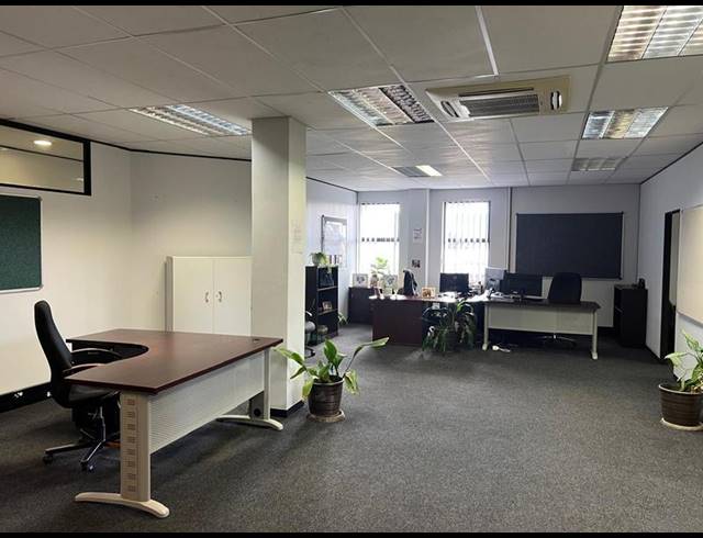 OFFICE PROPERTY TO RENT IN MONTROSE
